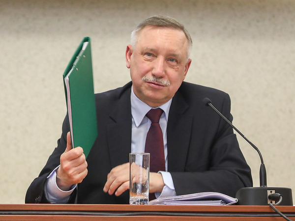 Когда район роднее твоего бюджета. Смольный узнает, нужны ли петербуржцам скамейки и парки