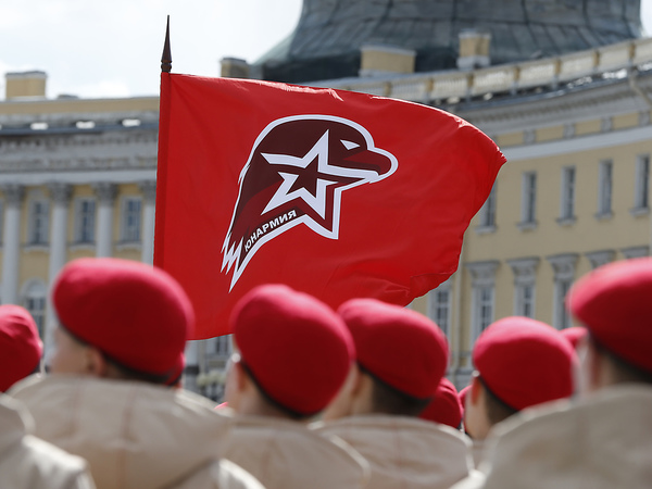 Восемь мифов о «Юнармии». Кто, как и зачем учит петербургских детей военной науке