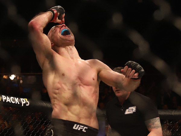 UFC впервые провела турнир в Петербурге. Хабиб Нурмагомедов тоже приходил