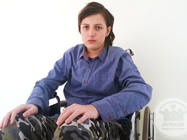 Толю спасёт срочная операция