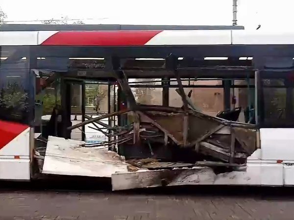 Медики рассказали о пострадавших на Бухарестской. Пожилая женщина остаётся в реанимации