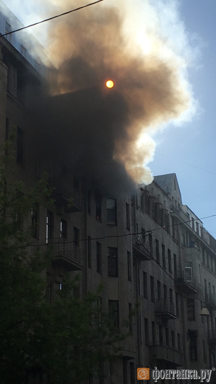 Пожар в коммуналке в доме Бассейного товарищества локализовали.  Эвакуировано 8 человек | Происшествия | Селдон Новости