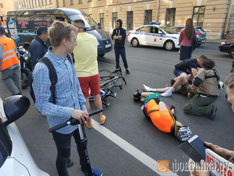 Авария с велосипедистом в санкт петербурге. ДТП на электросамокатах.