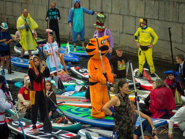 «Фонтанка-SUP» – самое необычное приключение лета на воде в Петербурге