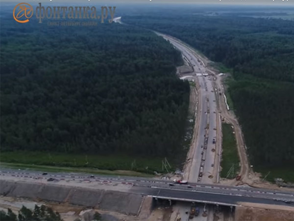 М-11 уже на подступах к Петербургу. "Фонтанка" показывает