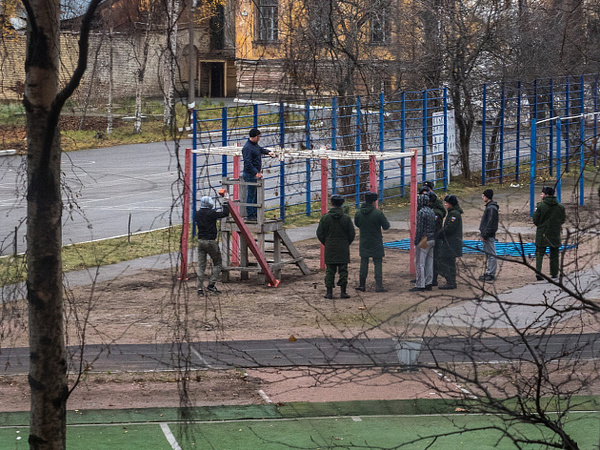 В Воронцовский дворец с тыла. Бывшее здание Суворовского училища отремонтируют москвичи