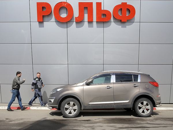 ФСБ выносит лидера автомобильного ретейла «Рольф» по всей России. СК видит громадный вывод средств за границу