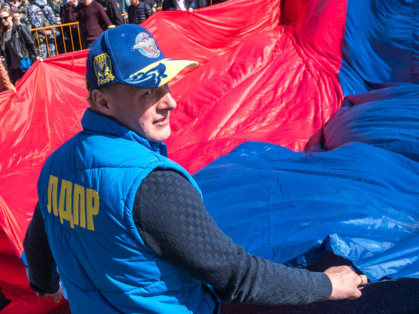 Смольный выиграл у Жириновского бой за Капитанова