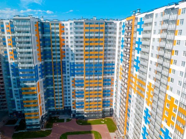 В ЖК «Полис на Комендантском» началось благоустройство