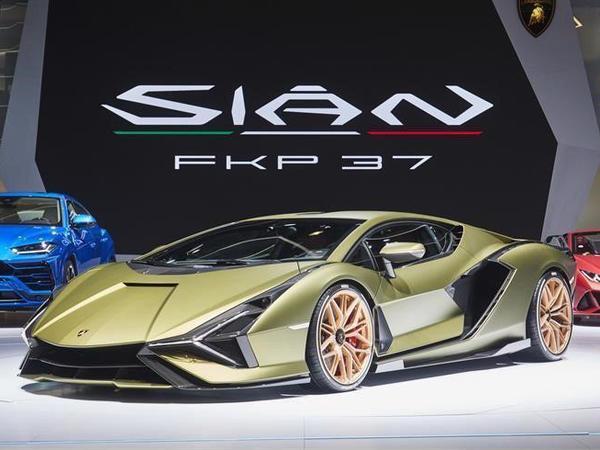 Первый Lamborghini с электричеством стал самым быстрым в истории марки