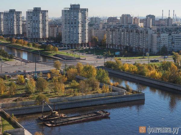 «Корабли» на якоре. Росреестр поставил на паузу создание парка на Смоленке