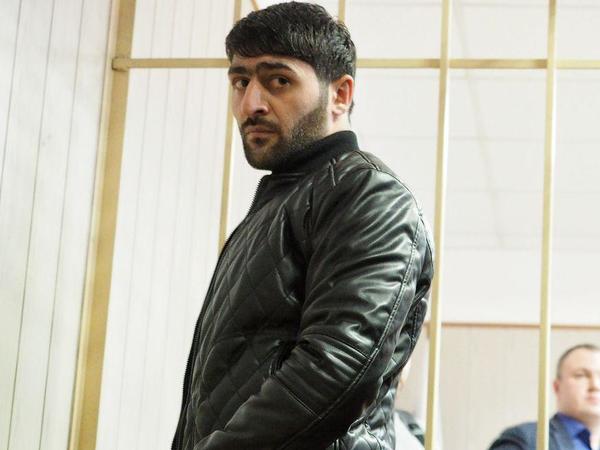 «Требуем максимальной строгости». Устроивший смертельный выезд на Невский водитель BMW Касымов не смог выйти на особый порядок