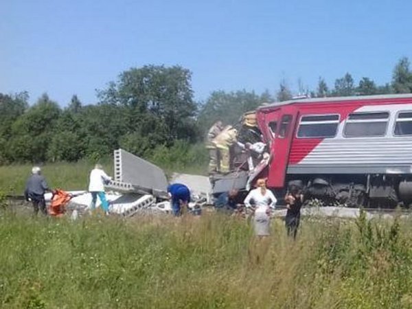 За год в ДТП на ОЖД погибли пять человек. Ради безопасности там закрывают переезды