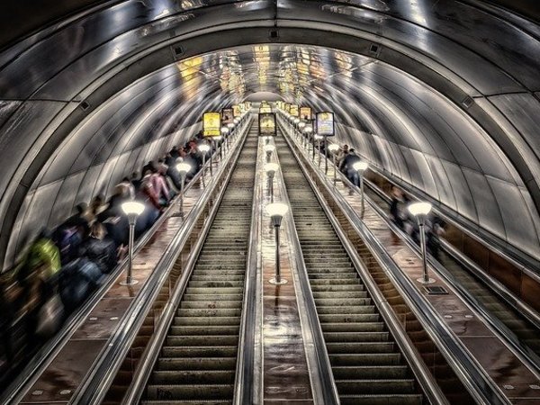 26 февраля - круглый стол «Кто построит метро в Петербурге? Альтернативные варианты»